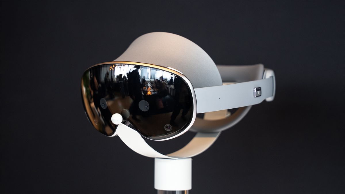 Samsung Galaxy XR: Price, specs, games, controllers, and