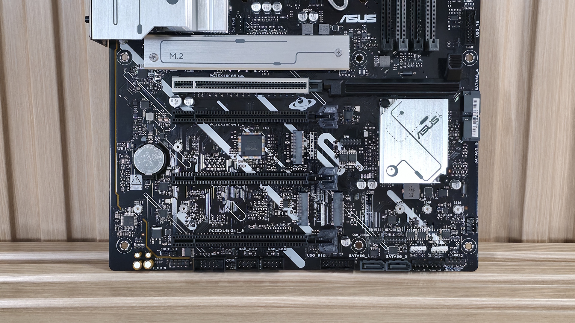 Asus Prime Z890-P Wifi - Bottom half