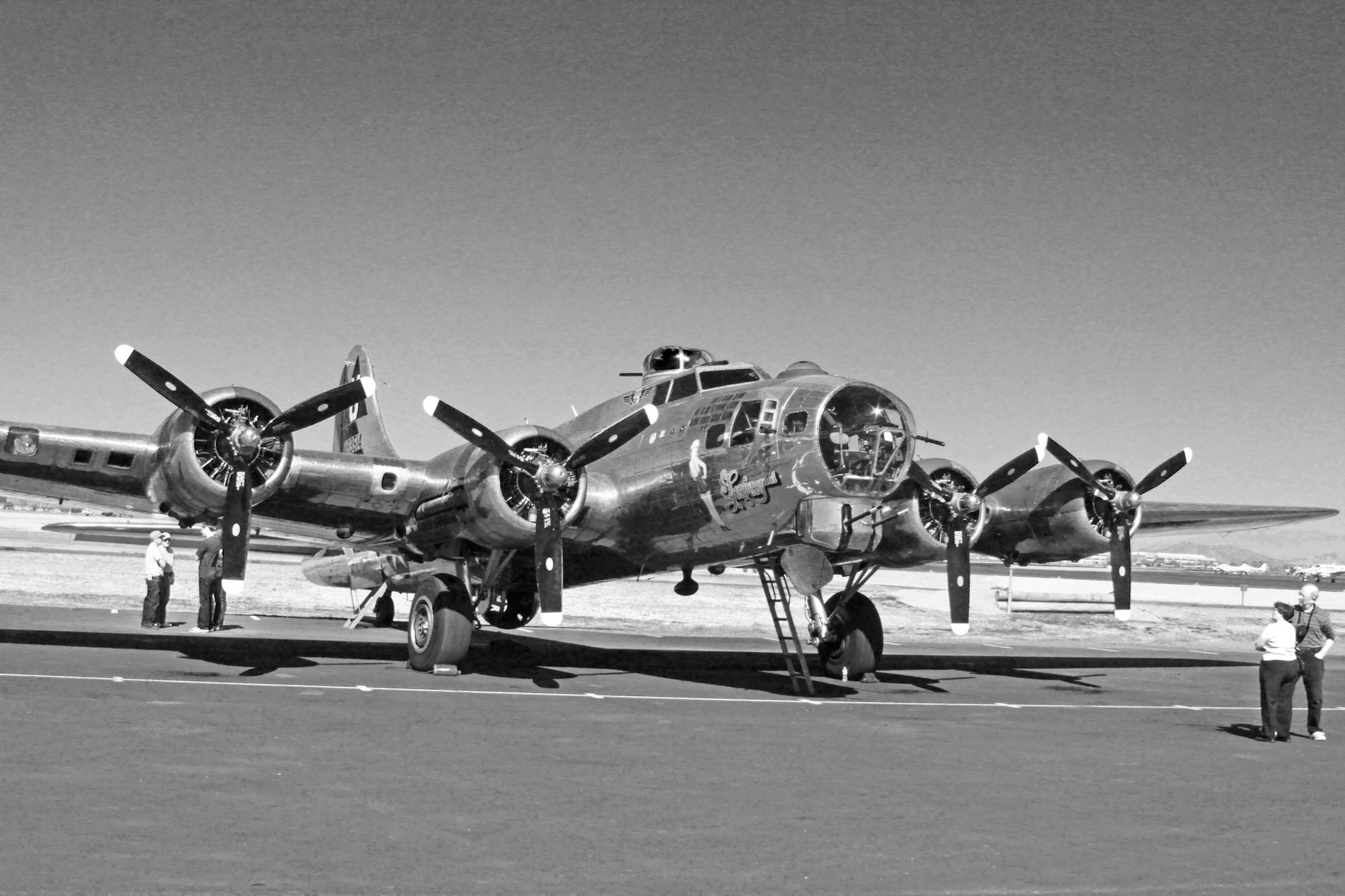 GuruShots - Monochrome Moments Jan 26