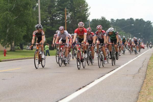 The men's peloton
