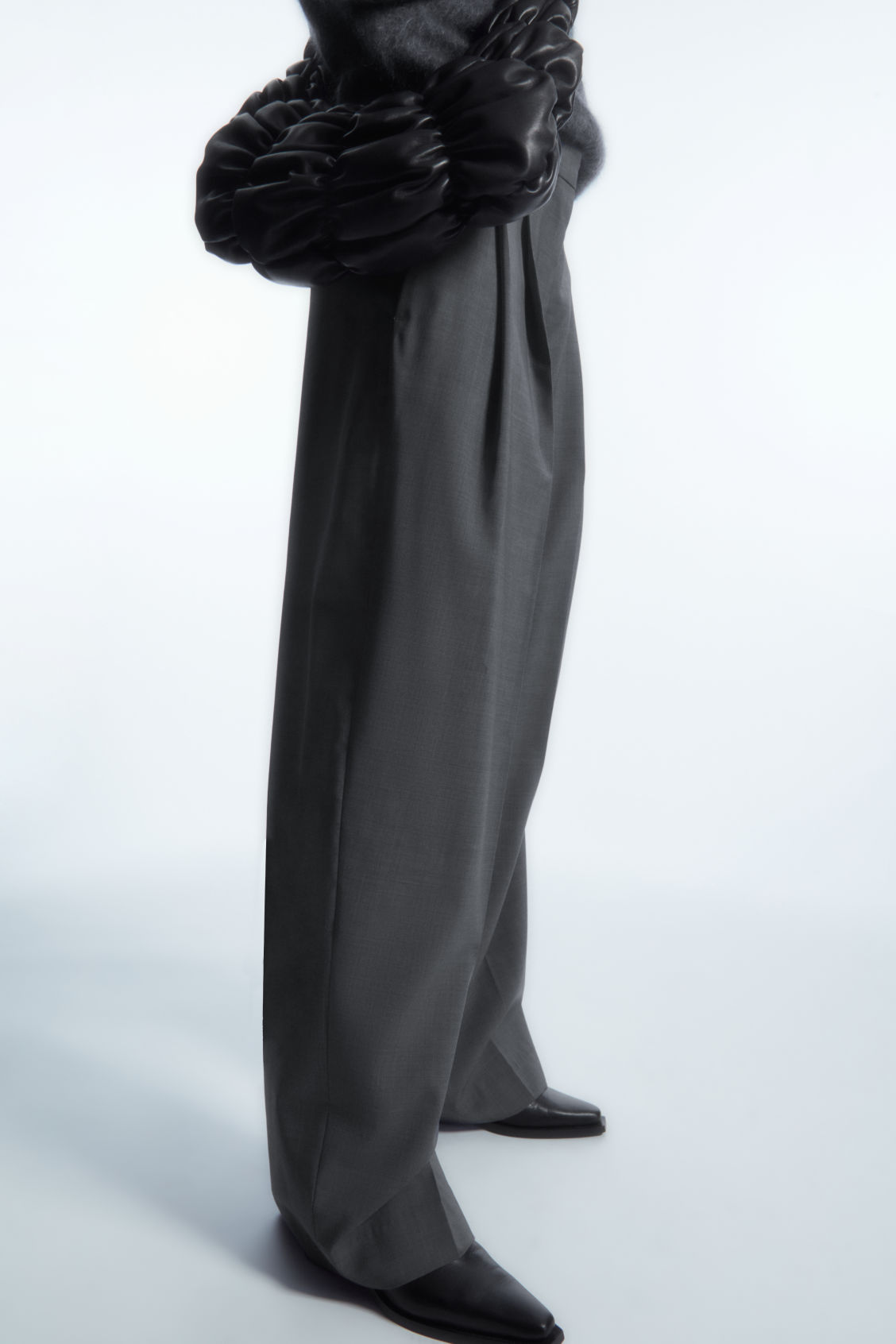 Wide-Leg Tailored Wool Trousers