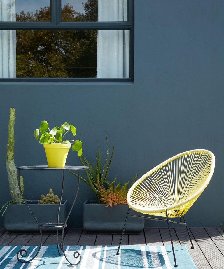 House exterior colour ideas using paint, cladding and tiles | Ideal Home