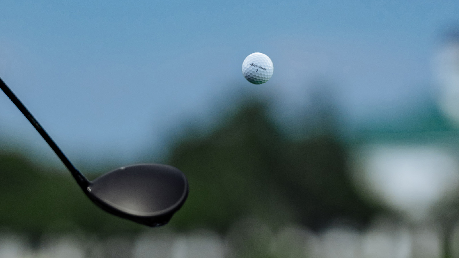 TP5 and TP5x Golf Balls