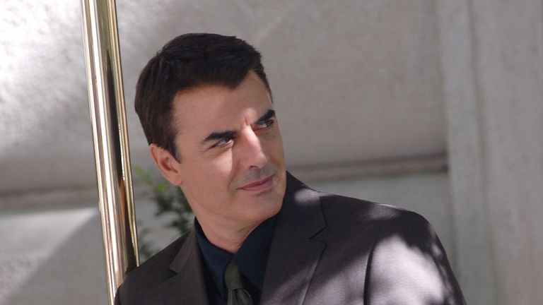 Chris Noth stands on Location for Sex and The City: The Movie on Fifth Avenue's Museum Mile, New York City, September 19 2007