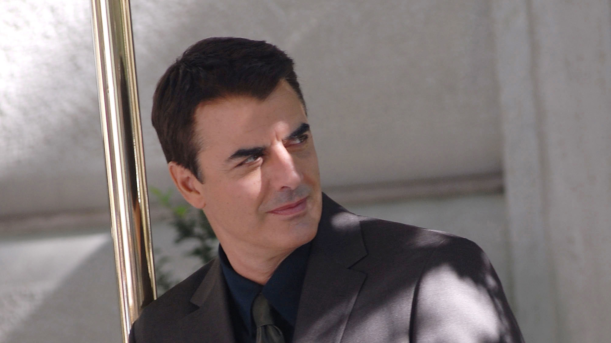 Chris Noth Officially Joins Sex And The City Reboot As Mr Big Woman