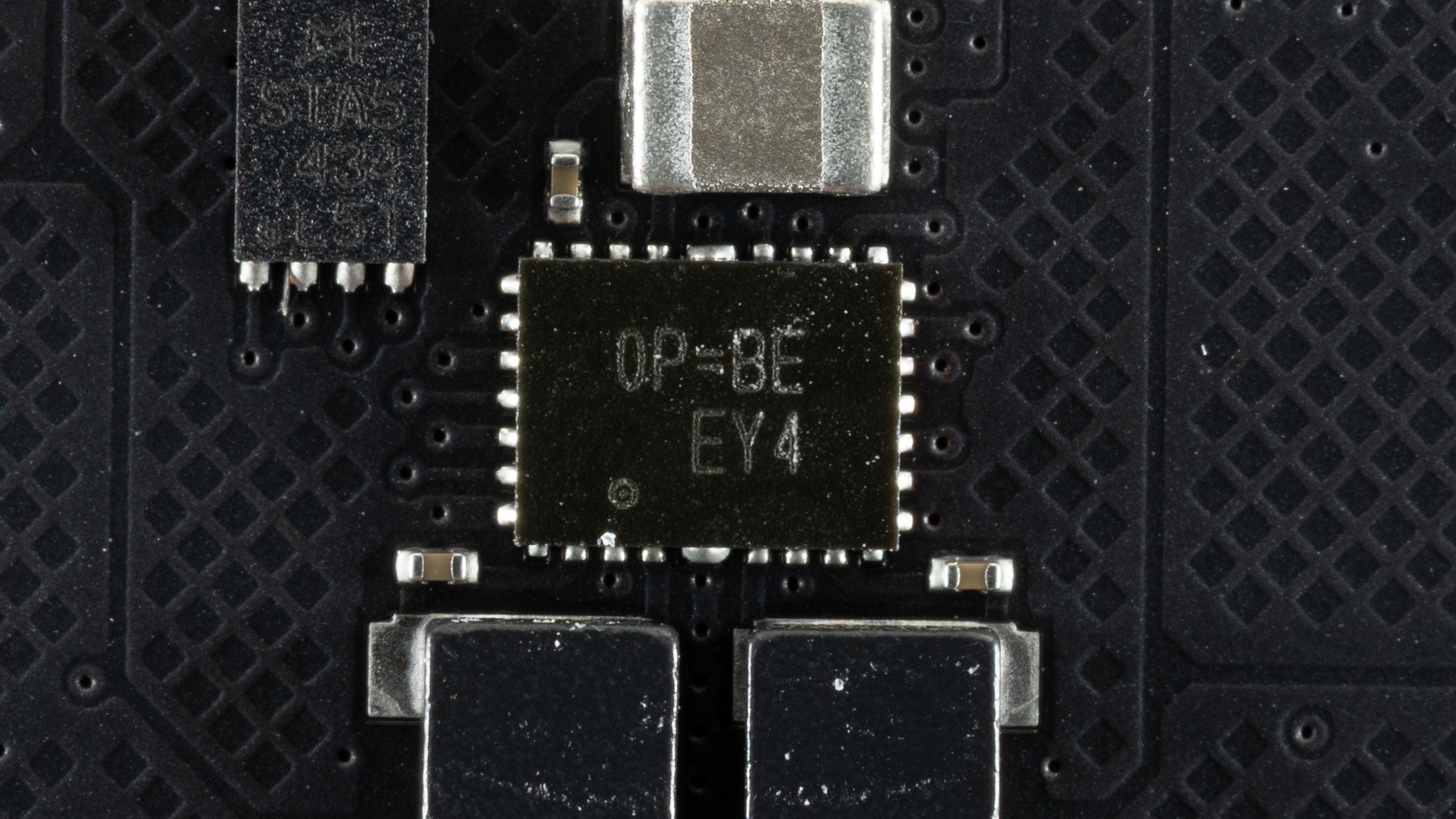 Biwin Black Opal OC Lab Gold Edition DW100 DDR5-6000 C28