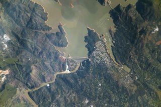 oroville spillway from space