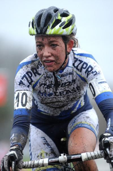 Sophie de Boer (ZZPR.nl-Destil) finished third at the Jaarmarktcross.