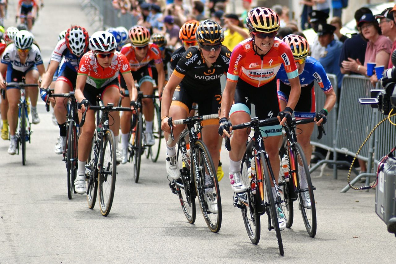Evelyn Stevens (Boels Dolmans) pushes the pace at the start of the bell lap