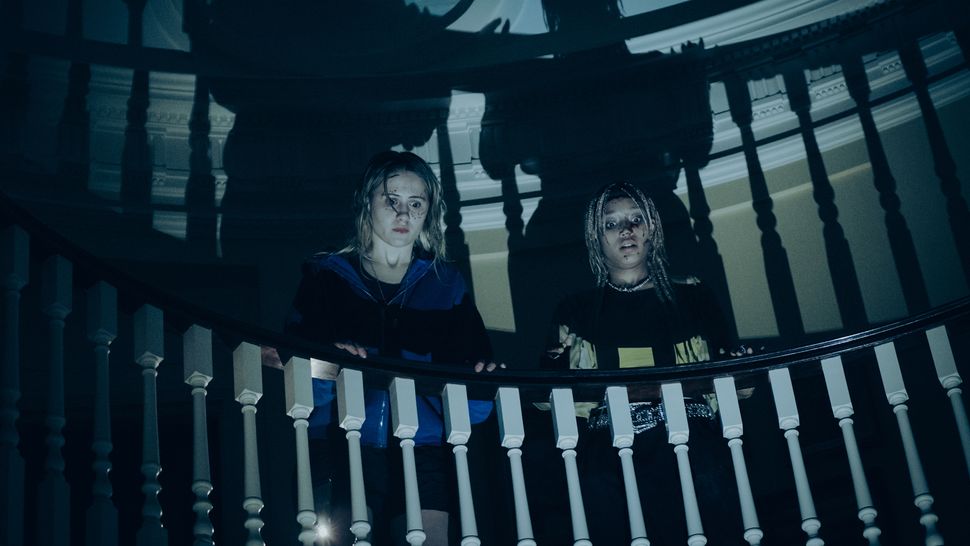 A subversive Screamstyle slasher for the GenZ generation Bodies