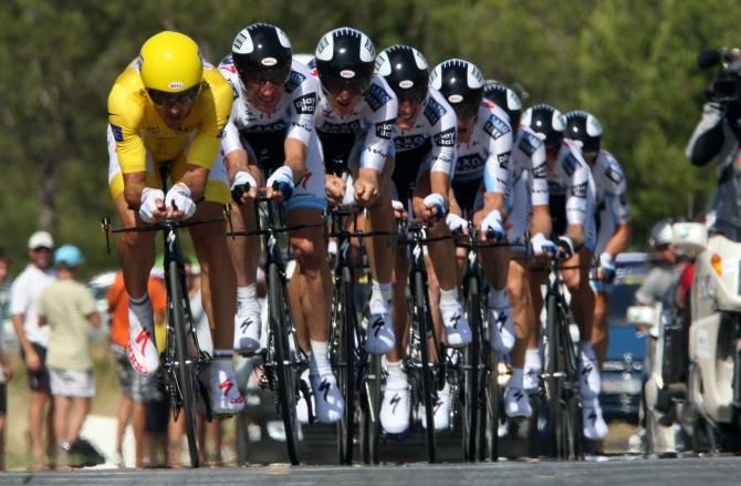 Fabian Cancellara's Saxo Bank team kept him in the maillot jaune
