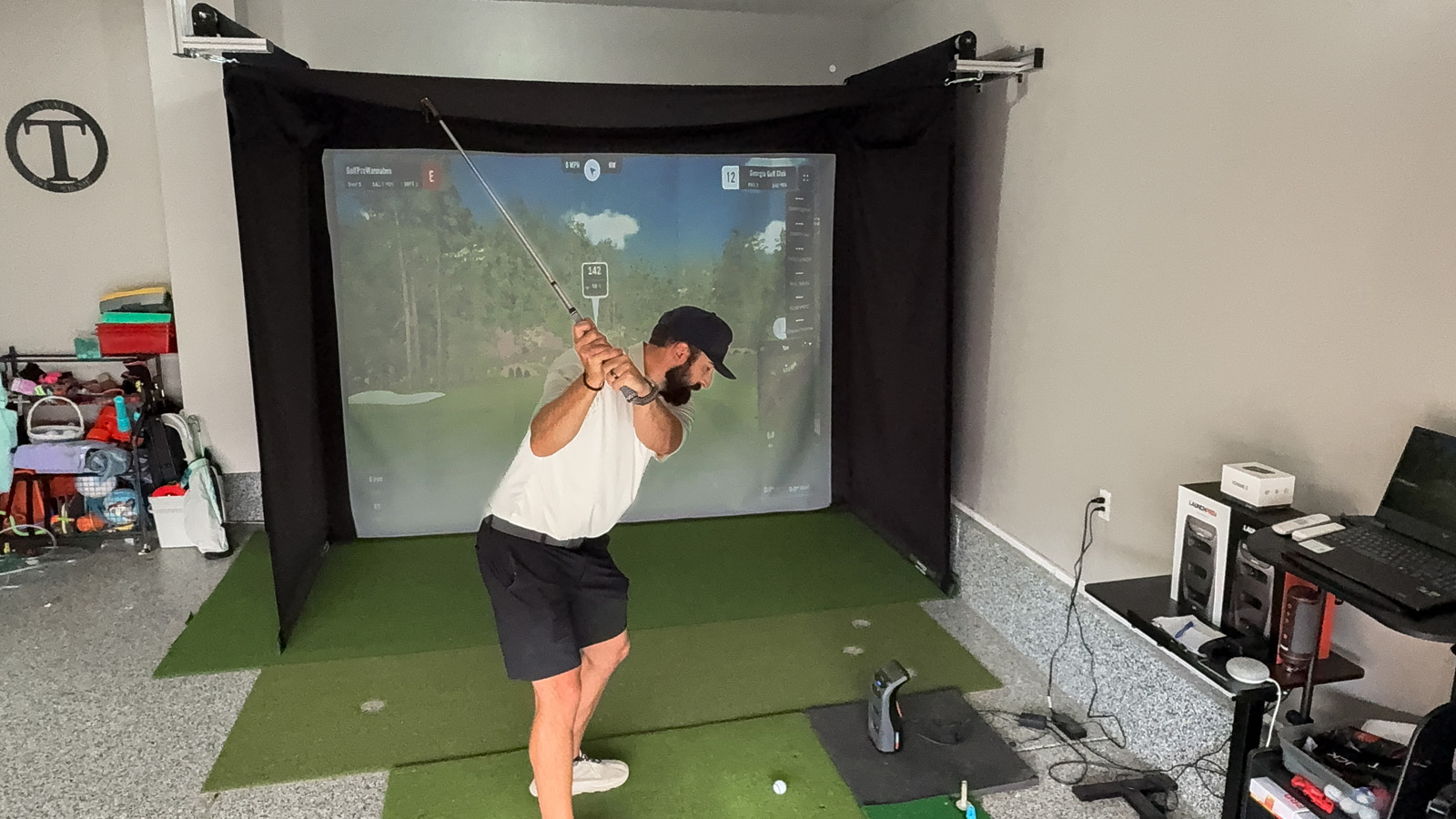 SportScreen Vanish Simulator Enclosure
