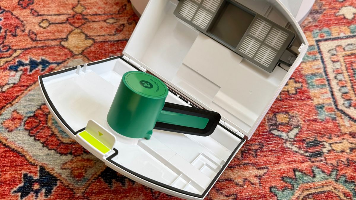iRobot Roomba 205 灰塵壓實機制