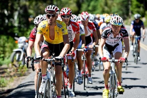 Rory Sutherland (UnitedHealthcare) comes to the front to bring back a small group up the road