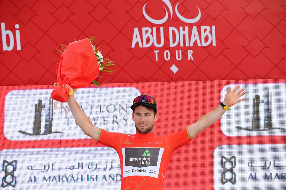Mark Cavendish (Dimension Data) retains his leader's jersey