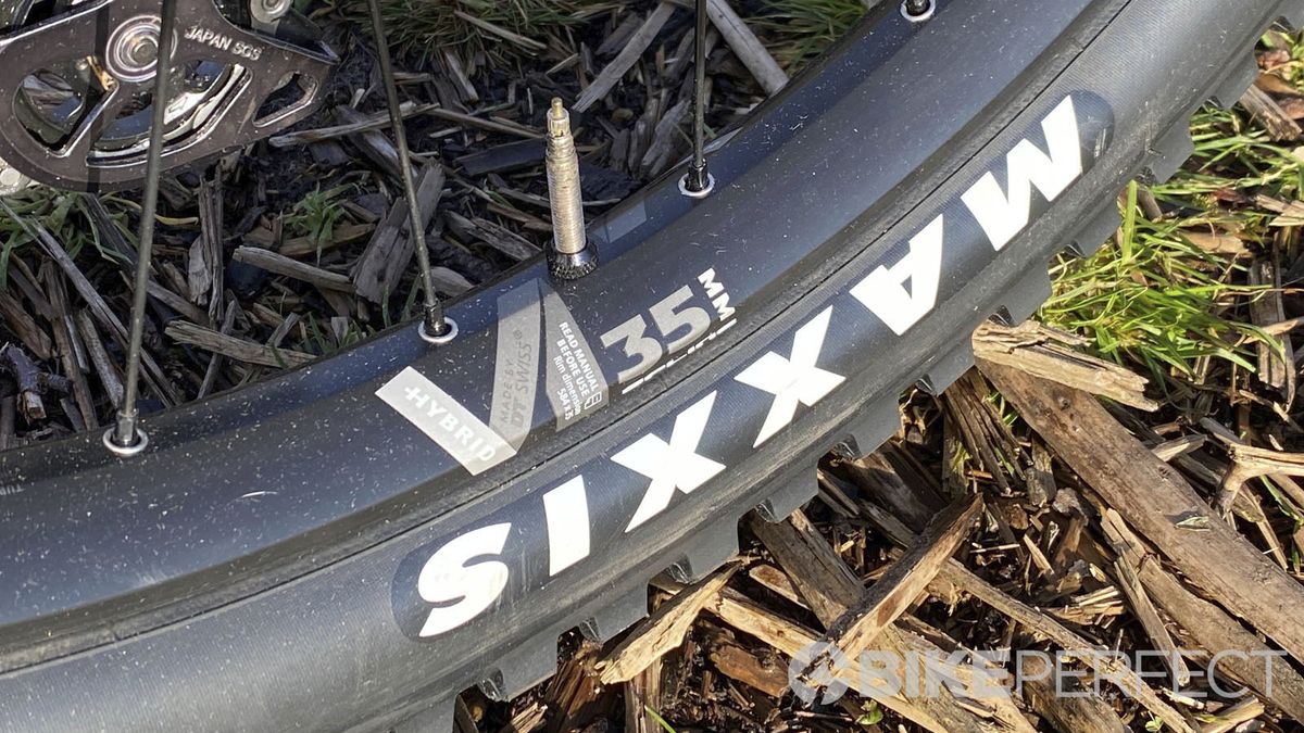 Canyon Spectral:ON Review