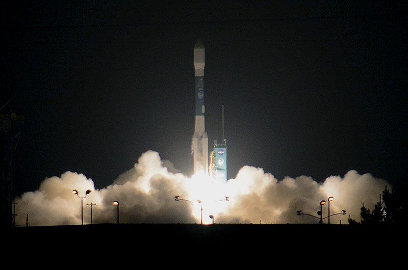 Delta Blue: Last Delta II Rocket Launch Leaves Behind Colorful Legacy ...