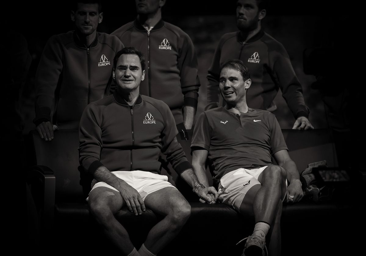 Roger Federer and Rafael Nadal in black and white