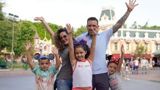 Aerys Wynne, Sara Wynne, Soliel Wynne, Michael Wynne and Serene Moon Wynne at Disneyland on The Parent Test