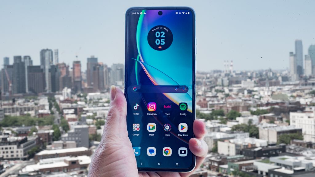 Motorola Razr 2023 everything you need to know about Moto's new flip
