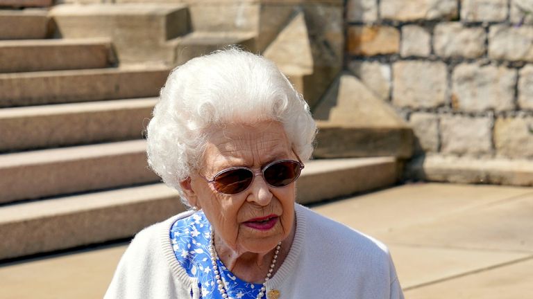 Queen finds 'perfect solution' to mobility issues at Windsor