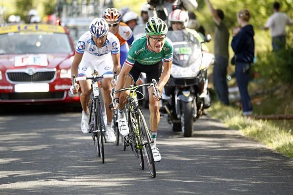 Thomas Voeckler (Europcar) goes all out at the head of the break, knowing that he's riding himself into the maillot jaune.
