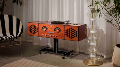 Radiofonografo rr126 by Brionvega console in cherry wood