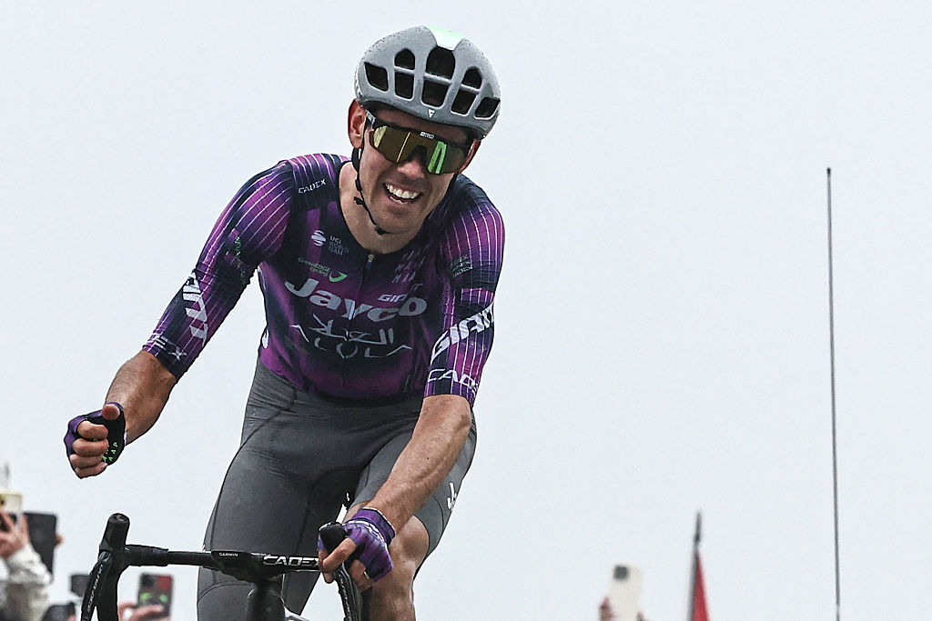 TOPSHOT - Team Jayco AlUla team&#039;s Australian rider Ben O&#039;Connor cycles to the finish line to win the 18th stage of the 112th edition of the Tour de France cycling race, 171.5 km between Vif and Courchevel Col de la Loze, in the Alps, southeastern France, on July 24, 2025. (Photo by Anne-Christine POUJOULAT / AFP) (Photo by ANNE-CHRISTINE POUJOULAT/AFP via Getty Images)