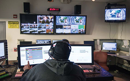 Newsrooms Adapt to Social Media Trends | TV Tech