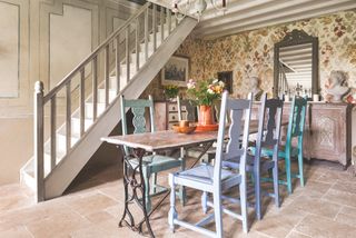 staircase ideas: rustic staircase idea dining room