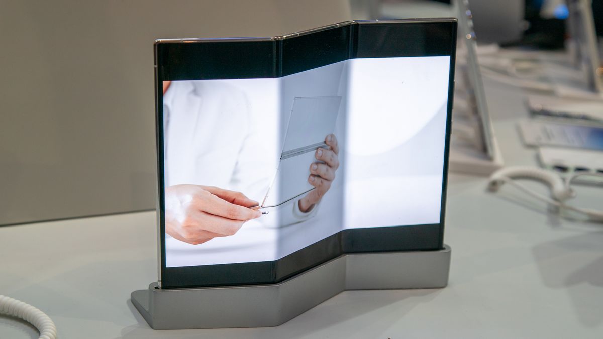 Tecno teases new Phantom Ultimate G Fold tri-fold concept