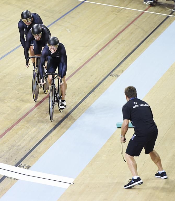 Men's team sprint winners New Zealand: Ethan Mitchell, Sam Mitchell, Edward Dawkins