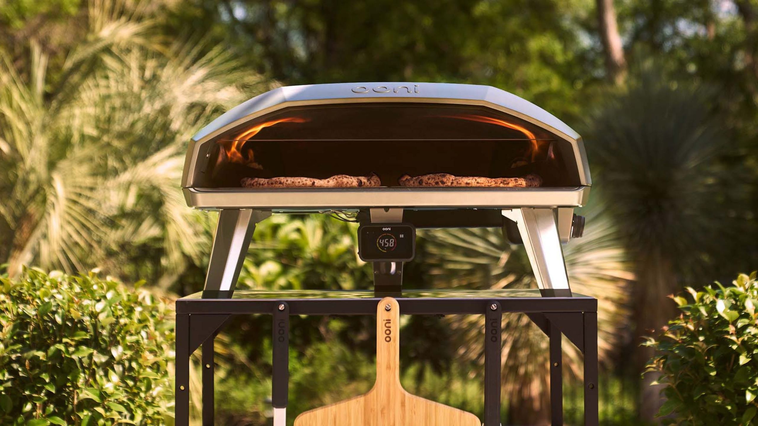 Xoni Kitchen Ooni has unveiled a brand new pizza oven - and it's large enough for a ...