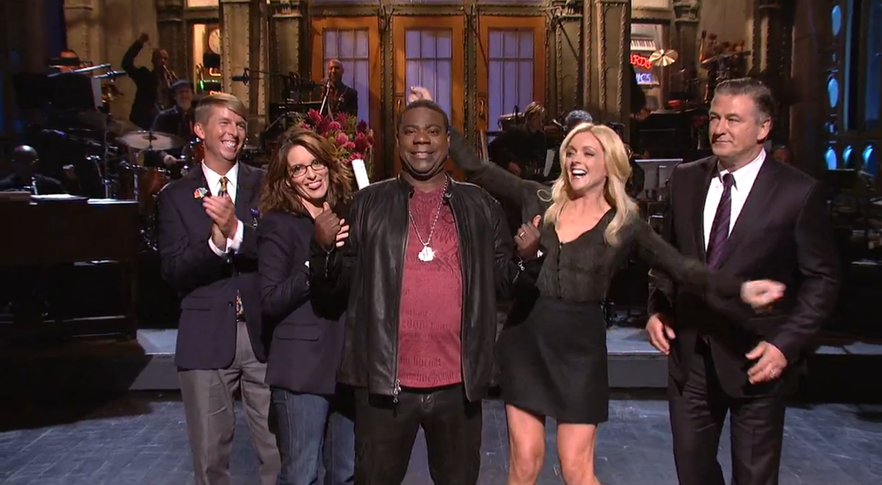 The &amp;quot;30 Rock&amp;quot; cast reunites on &amp;quot;SNL&amp;quot;