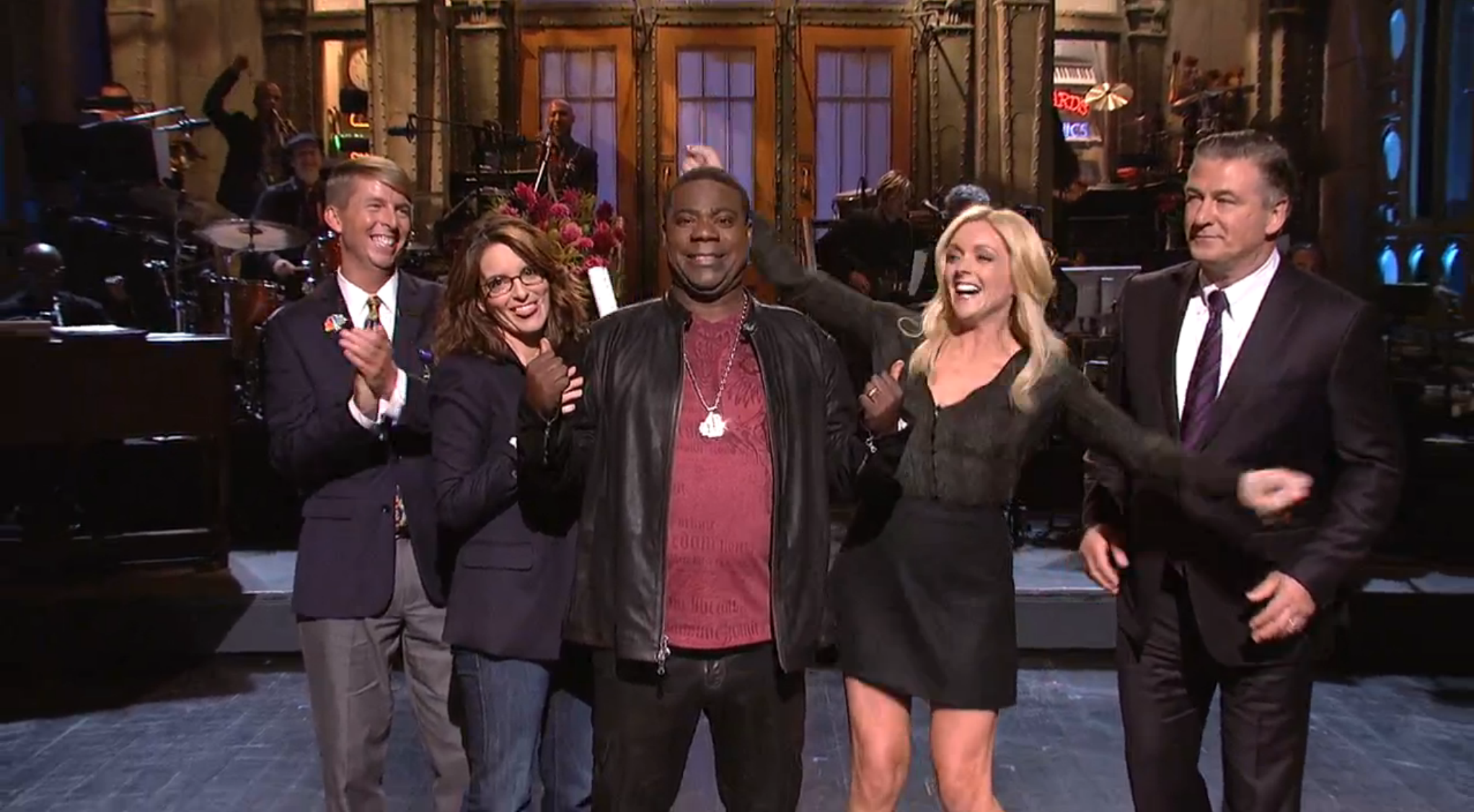 The "30 Rock" cast reunites on "SNL"