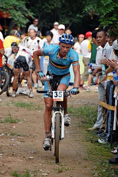 Sven Nys (Belgium) scored a ninth place.