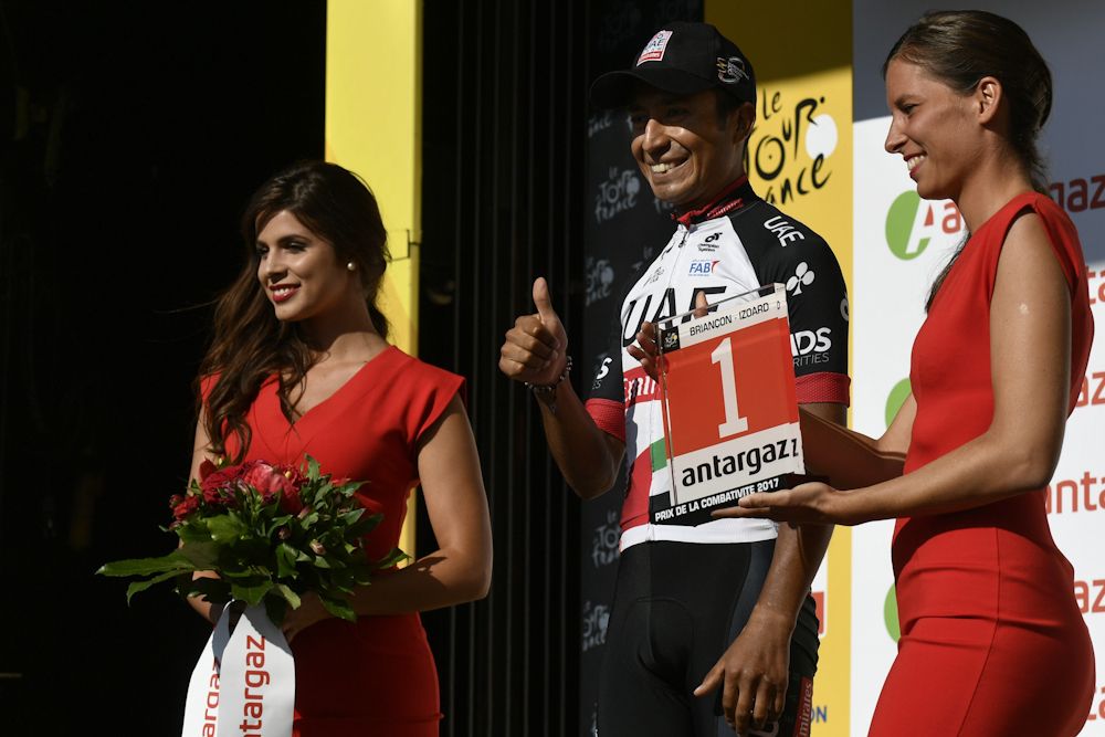 Darwin Atapuma on the stage 18 podium of the Tour de France for most combative rider