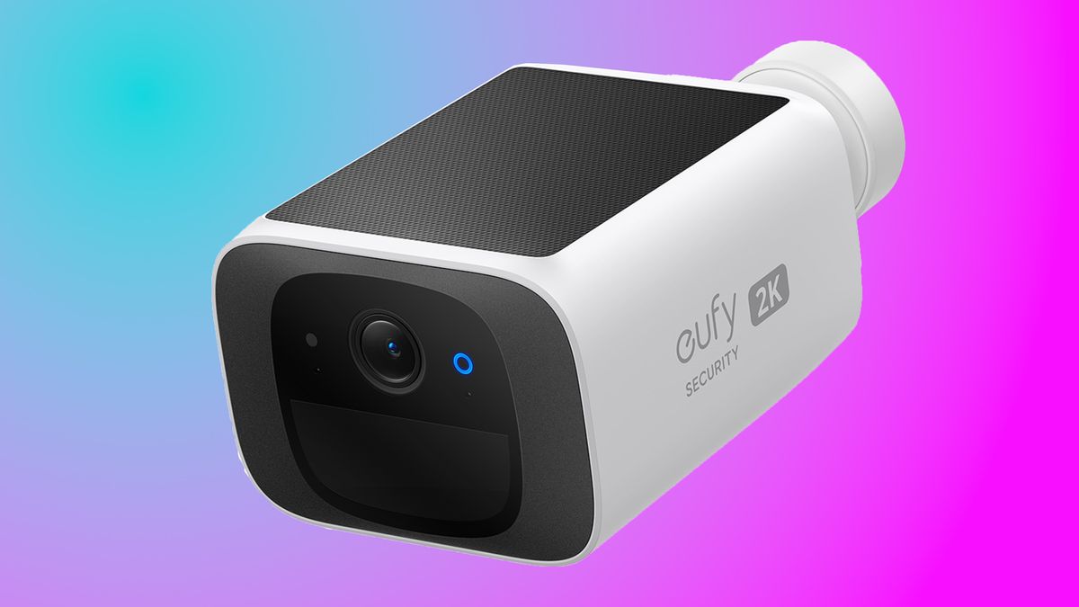 Eufy S220 SoloCam with different background