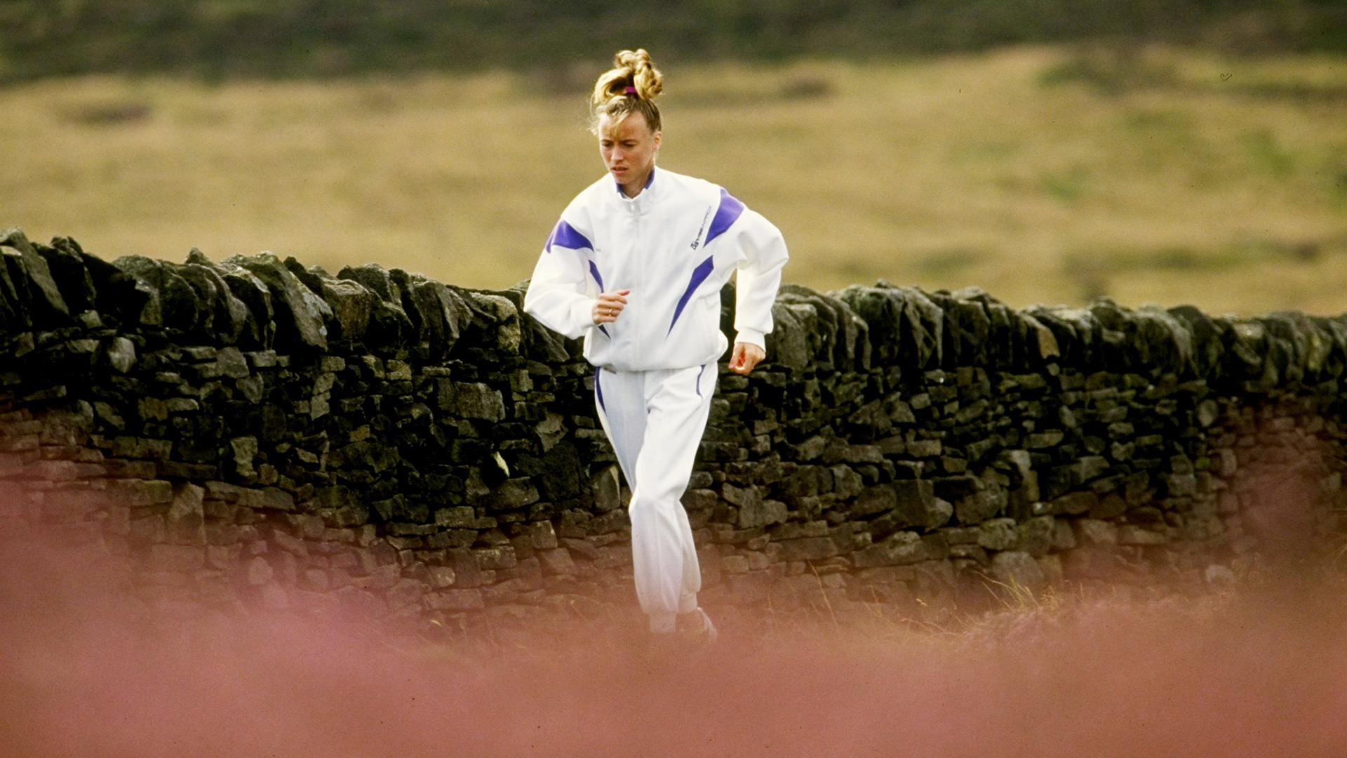 Sep 1991: Liz McColgan of Great Britain in action during a feature in Sheffield, England. \ Mandatory Credit: Gray Mortimore/Allsport