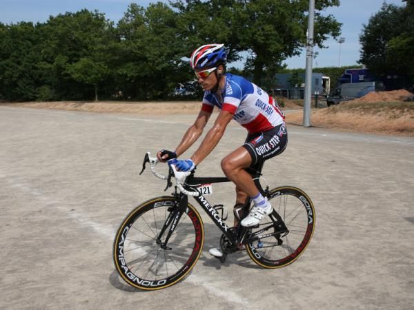 Sylvain Chavanel (Quick Step) heads for the team bus after finishing Stage 3.