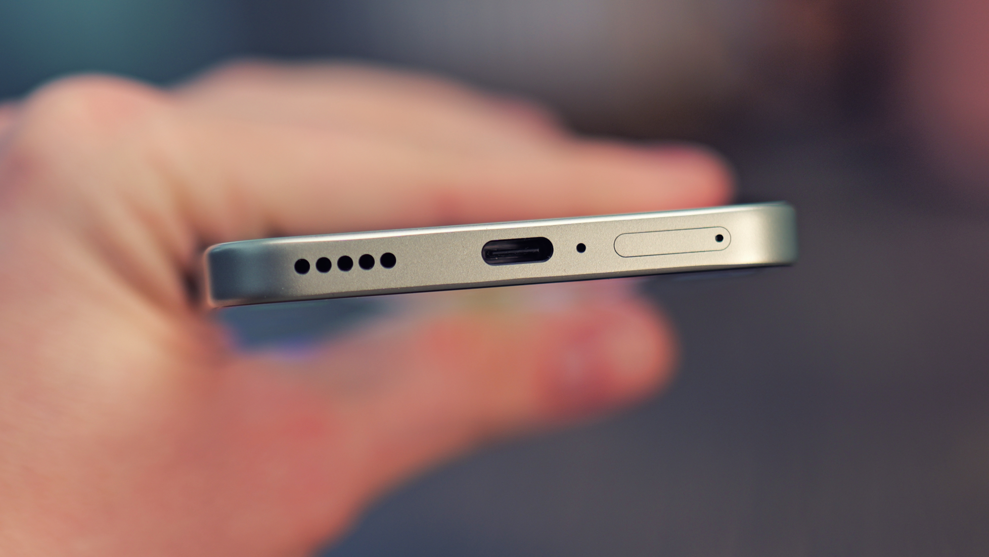 Product shots of the Honor Magic 8 Lite