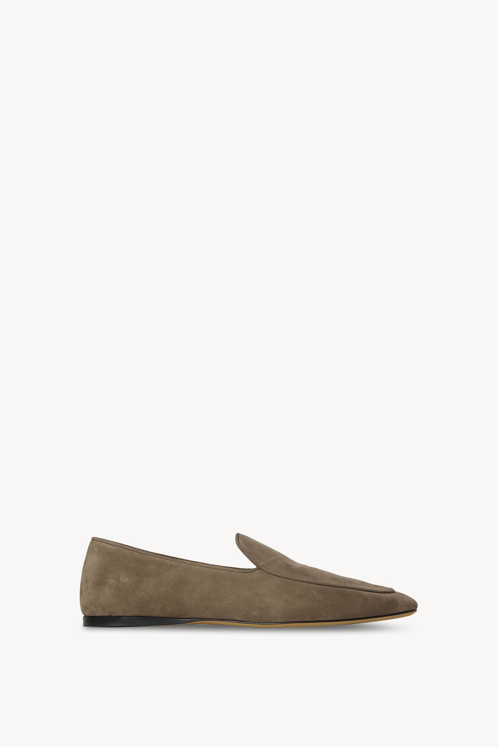 Awar Flat Loafer in Suede