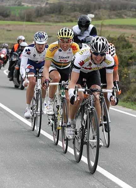 Possoni, Matt Lloyd and Tom Stubbe (FdJ) surviving in the breakaway.