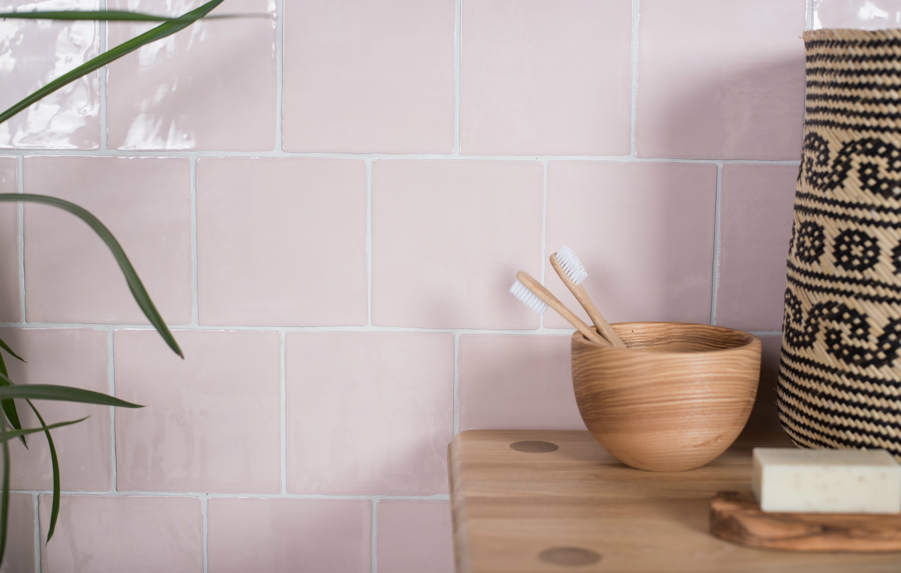 How to clean tile grout: with or
