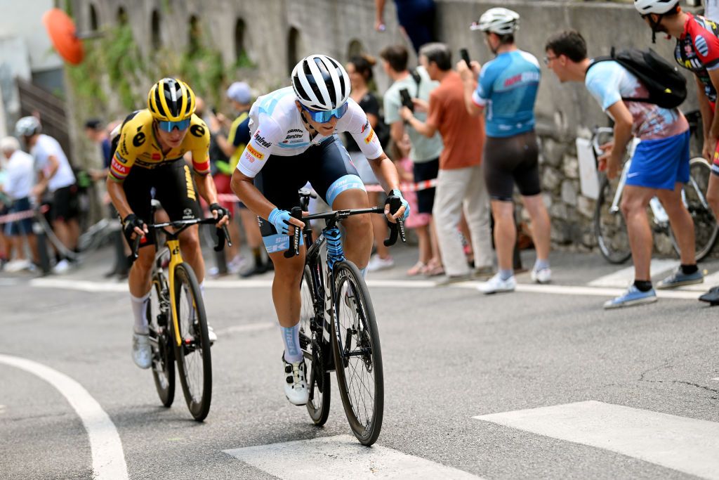 BERGAMO ITALY JULY 06 LR Marianne Vos of Netherlands and Jumbo Visma Team and Elisa Longo Borghini of Italy and Team Trek Segafredo attack during the 33rd Giro dItalia Donne 2022 Stage 6 a 1147km stage from Sarnico to Bergamo GiroDonne UCIWWT on July 06 2022 in Bergamo Italy Photo by Dario BelingheriGetty Images