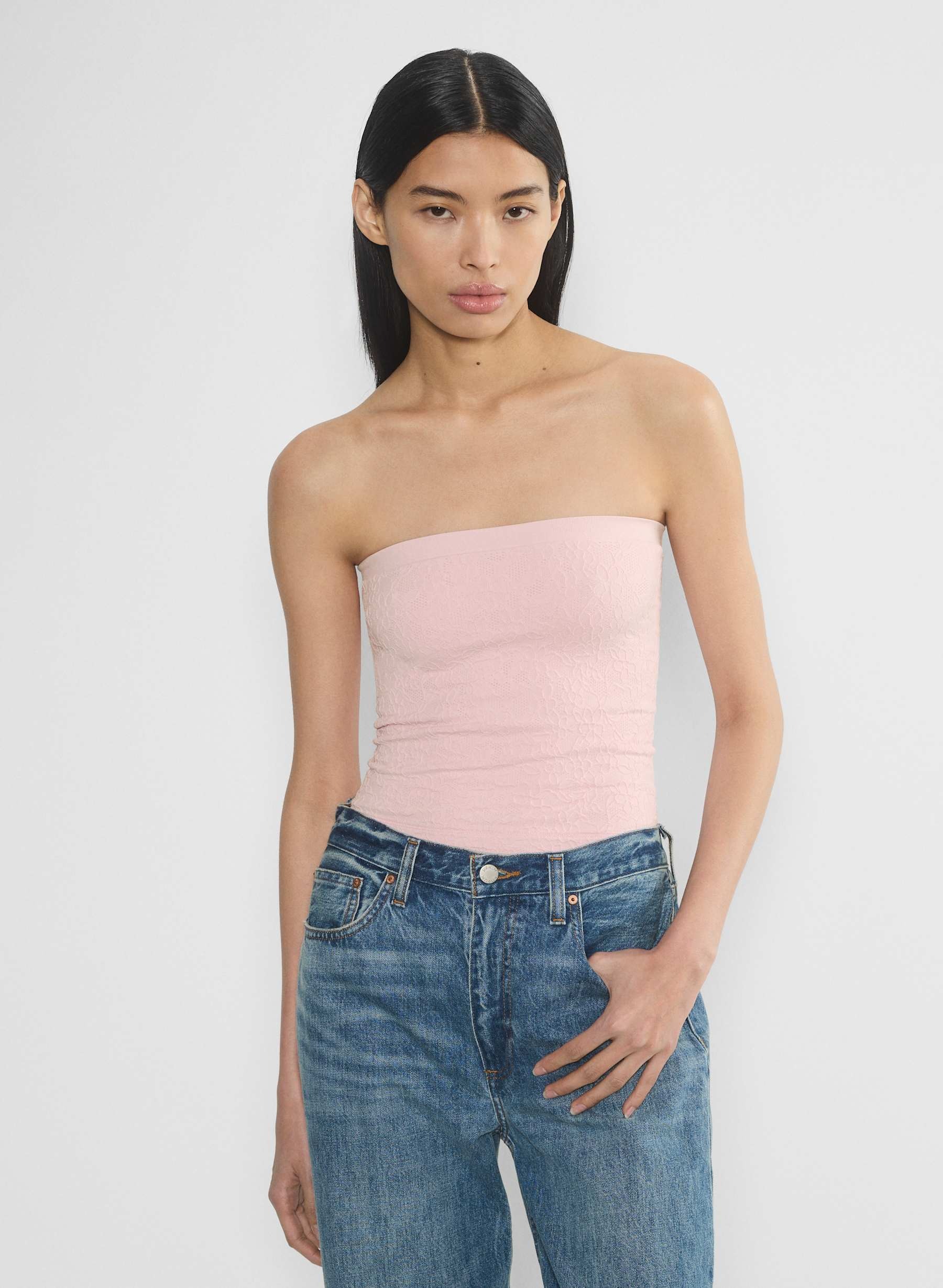 Aritzia, the best daisy seamless waist tube top on Sunday