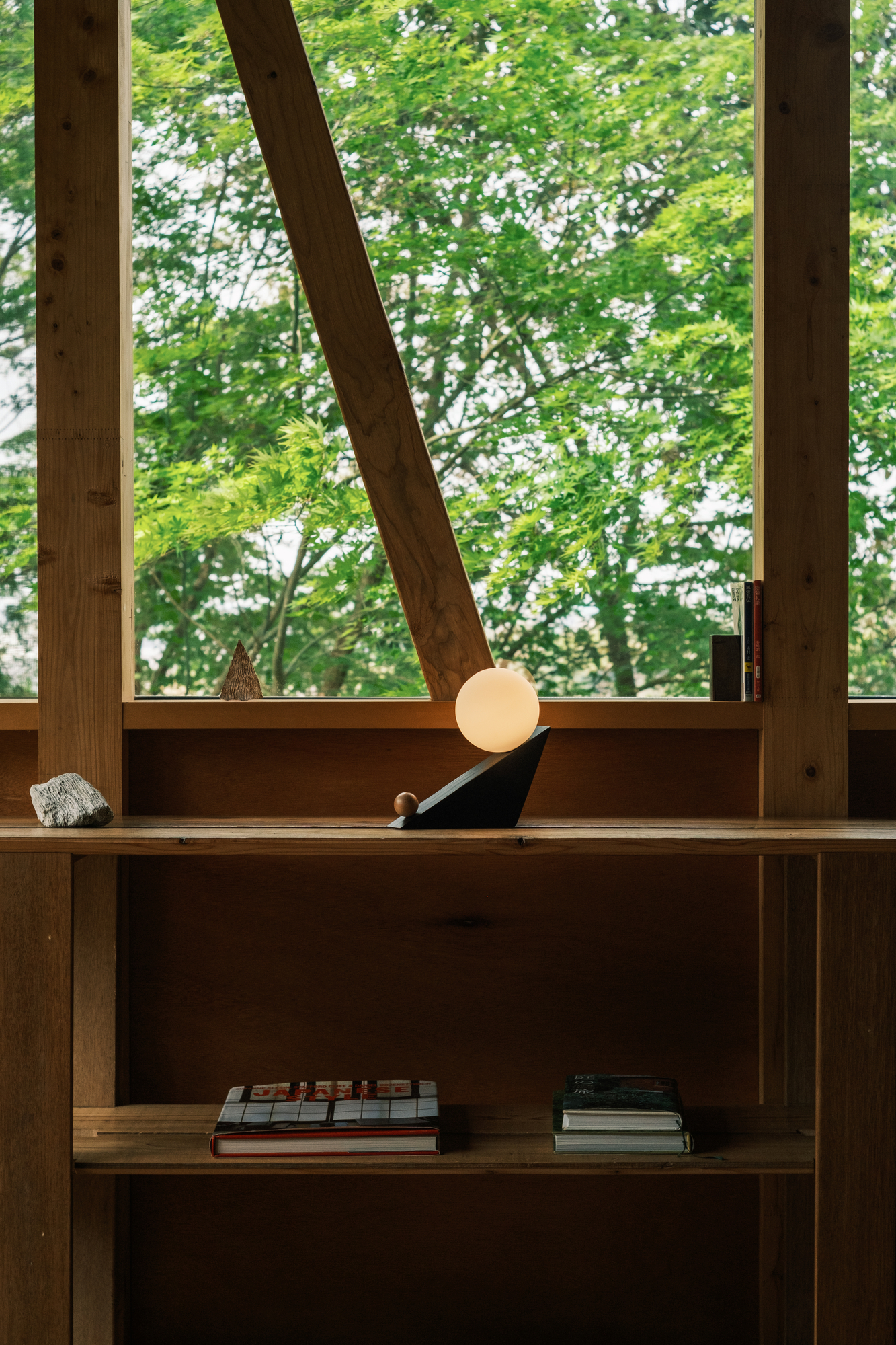 Ed Heritage Tilt LED Portable Table Lamp