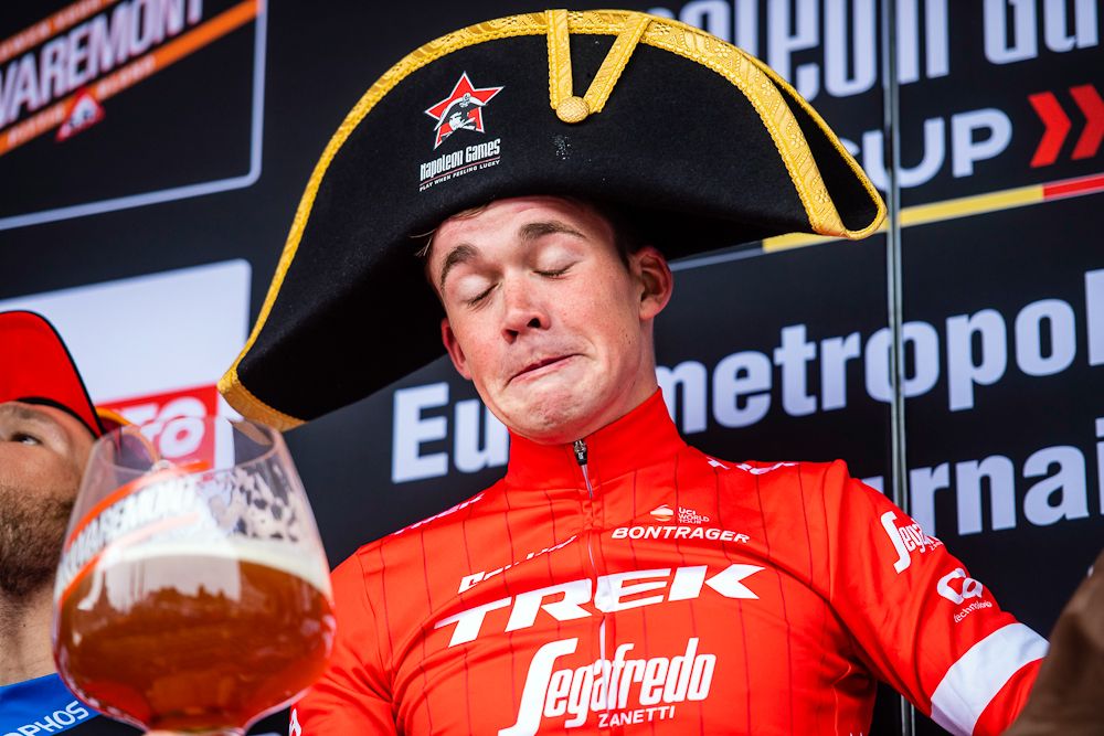 Mads Pedersen on the podium after winning Tour de l'Eurom&eacute;tropole