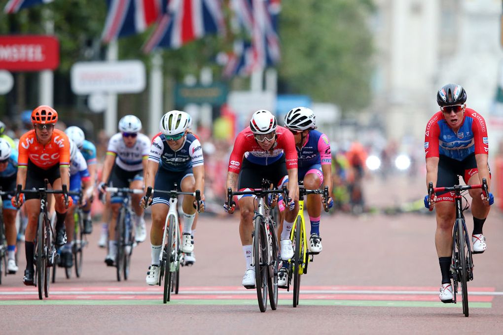 Lorena Wiebes and Kirsten Wild battle for the line at RideLondon Classique. Wiebes got the win after Wild was disqualified
