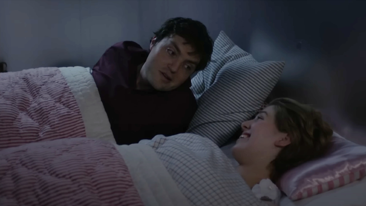 Tom Burke and Honor Swinton Byrne in The Souvenir